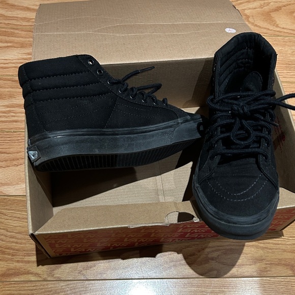 Vans black shoe high top shoes, size 7.5 women, 6 men. Worn in house once. - Picture 6 of 8